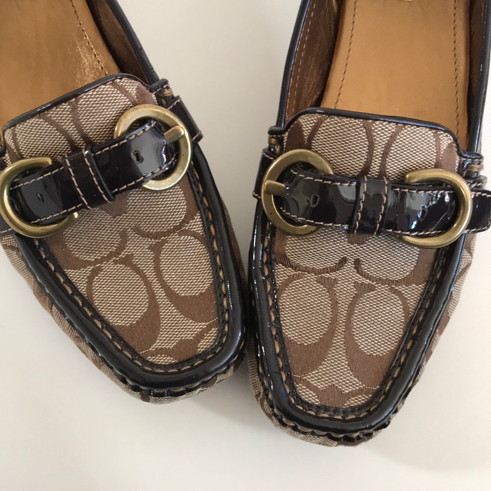 Coach Sharin Signature Loafers Size 6